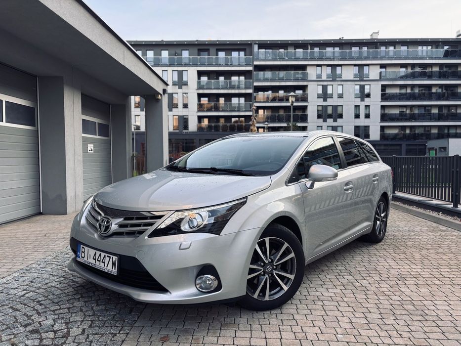 Toyota Avensis 1.8 147KM LPG Polski Salon Bezwypadkowy 2 kpl Opon Serwisowany w ASO!