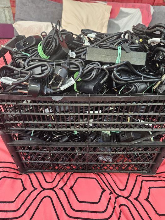 Зарядка, зарядное устройство, блок питания, для ноутбука  Asus Lenovo.