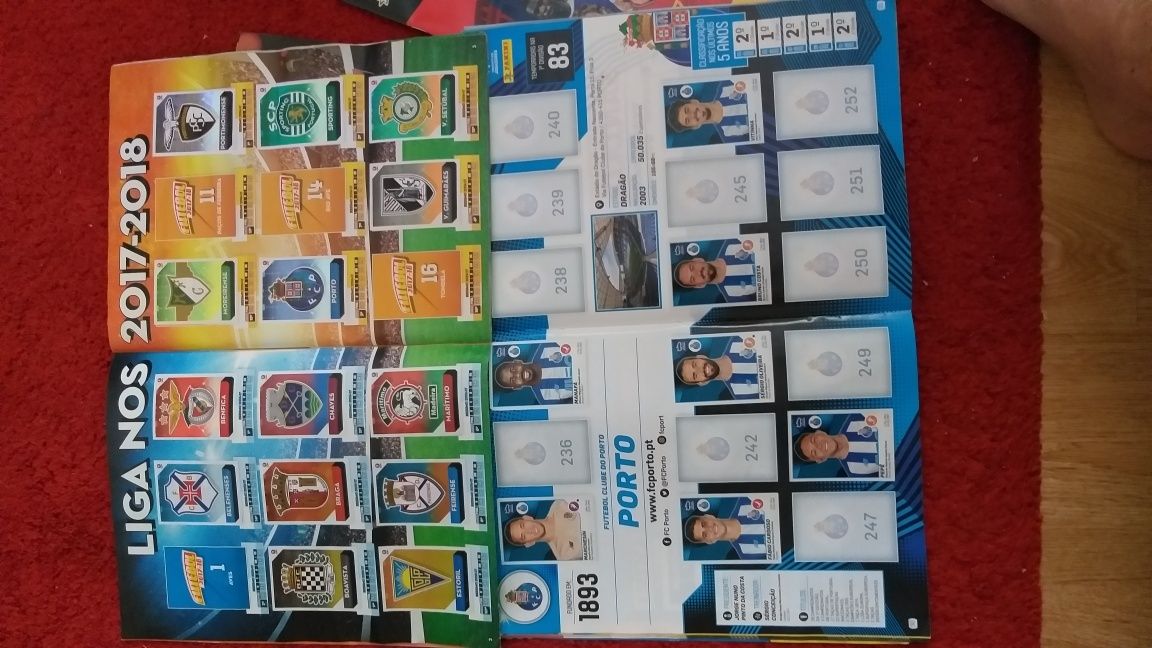 Cromos e cadernetas futebol