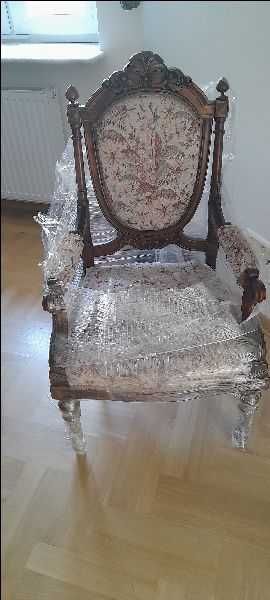 Antyczny komplet stolik +fotel z krzesłami