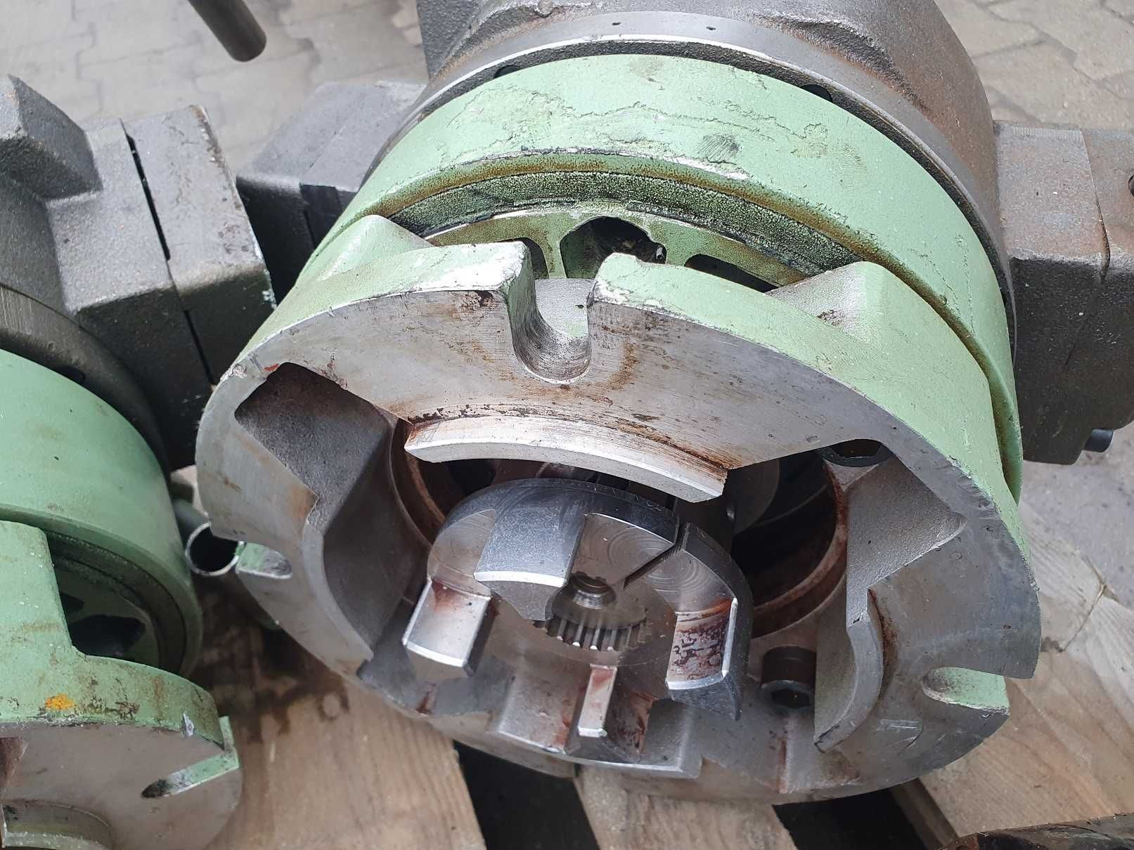 pompa hydrauliczna MOOG d 954- , 2030 / dD ciśnienie 350 bar