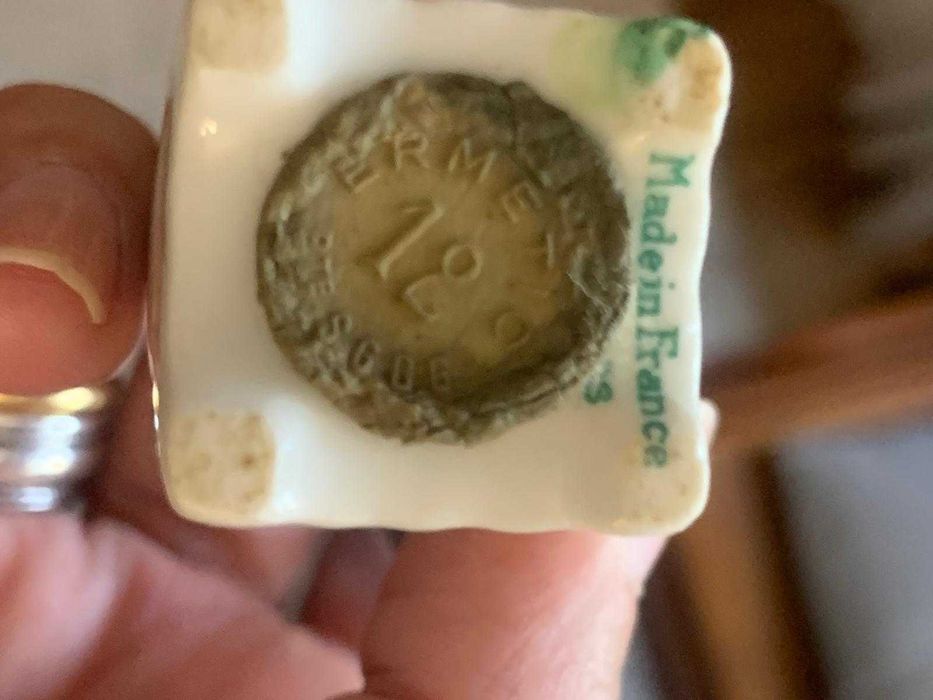 Saleiro e Pimenteiro, Porcelana Francesa