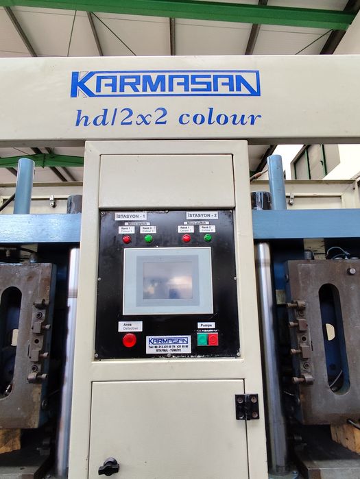 Máquina injeção bi color - Excelente estado e poucas horas de uso