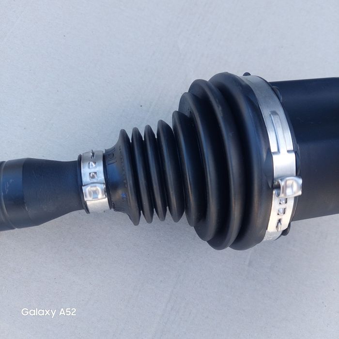 Полуось Піввісь Вал привідний рено меган 4