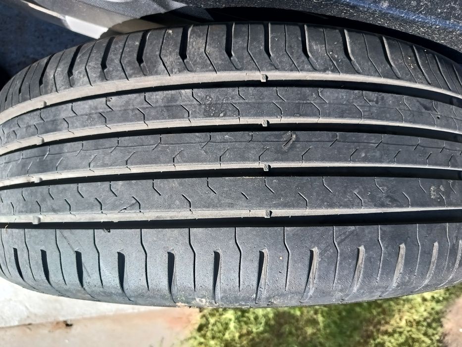 Opony Continental 235/60R18  103V
