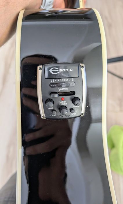 Epiphone Jane Dave Navarro Gibson acoustic