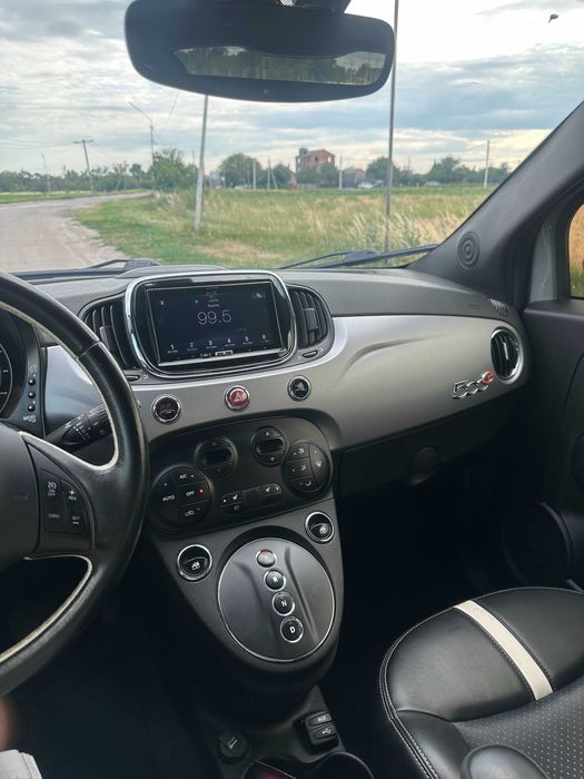 Продам Fiat 500e 2016