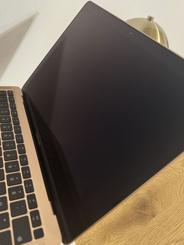 Macbook Air M1 Rosegold A2337 13 cali. Kondycja baterii 99%
