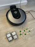 iRobot Roomba i7 - robot sprzatający odkurzacz