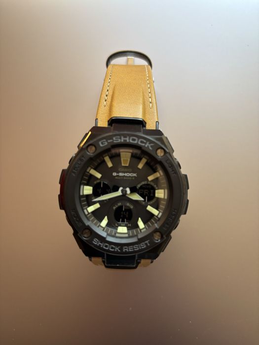 Casio G - Shock GST - W120L