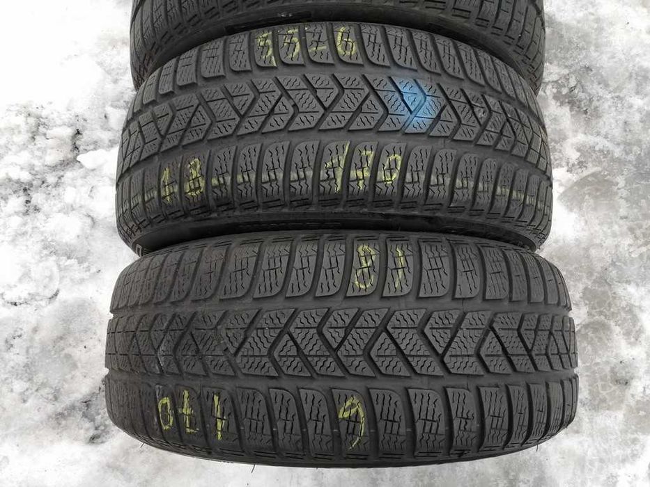 215/55R17 98V Pirelli Sottozero 3 шини бу зима 4 штуки