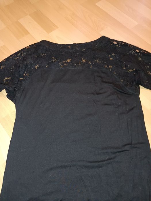 Damska koronkowa bluzka