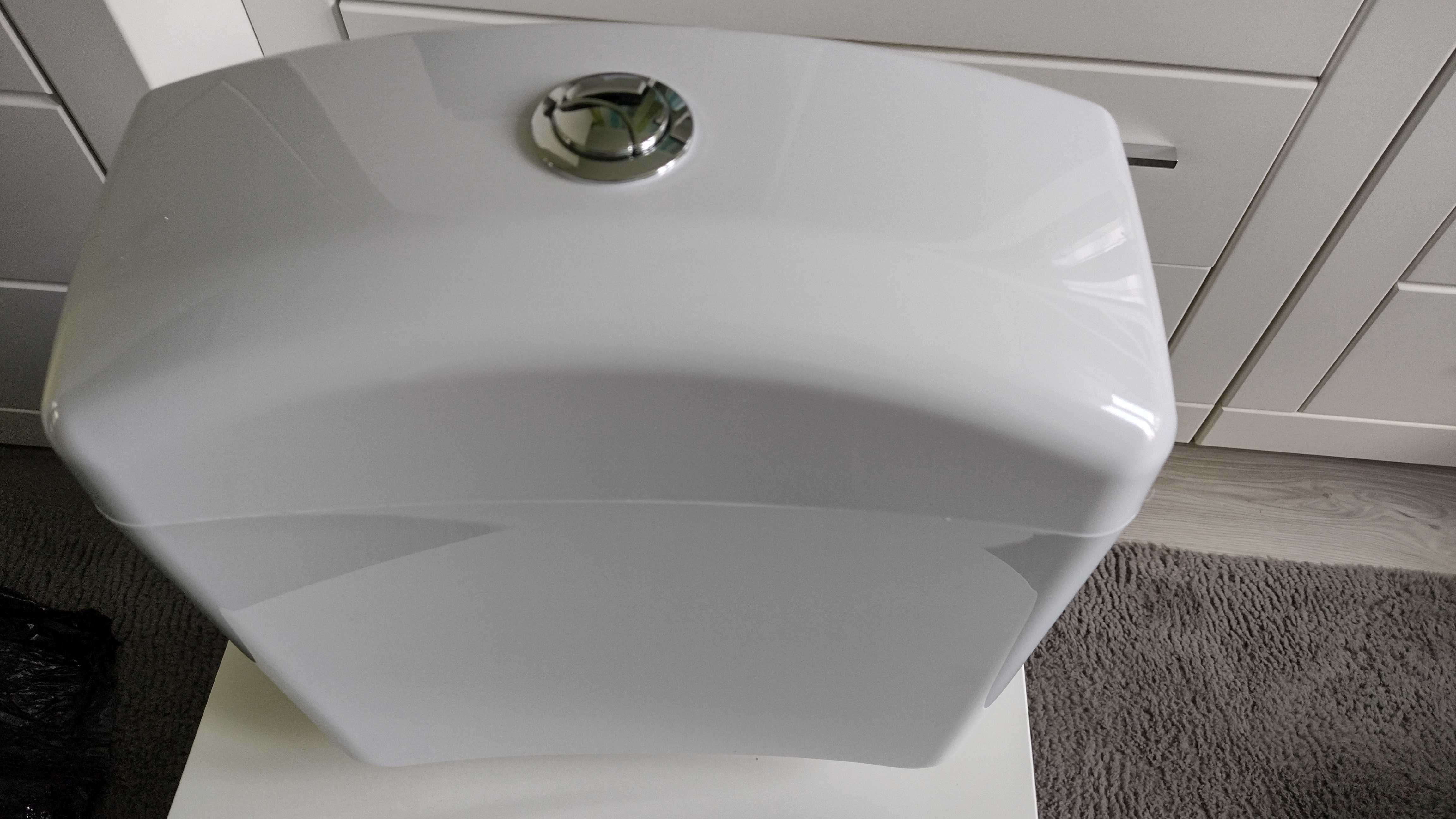 Spłuczka, dolnopłuk do WC