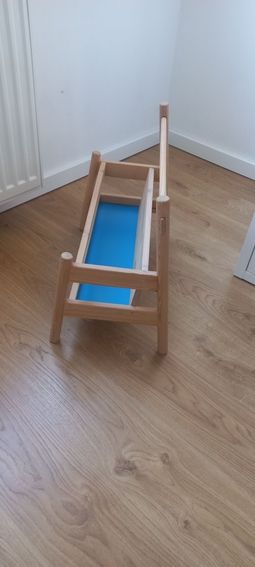 Stojak na książki ikea