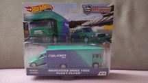 Hot Wheels Team Transport Mercedes-Benz 190E Fleet Flyer