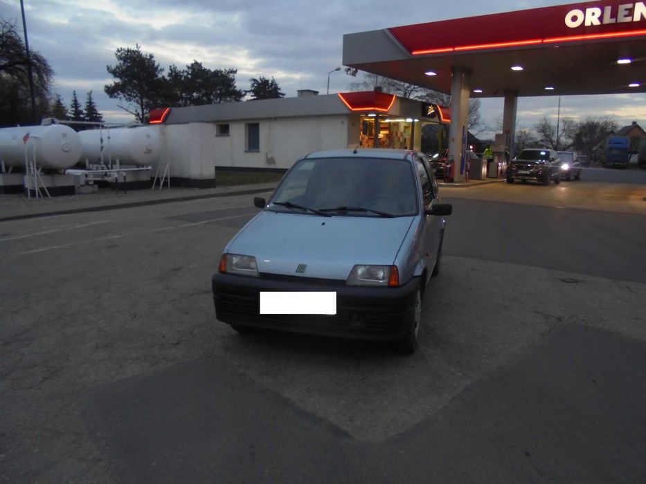 Fiat Cinquecento 900 kolor grafitowy metalik przeznaczony na części