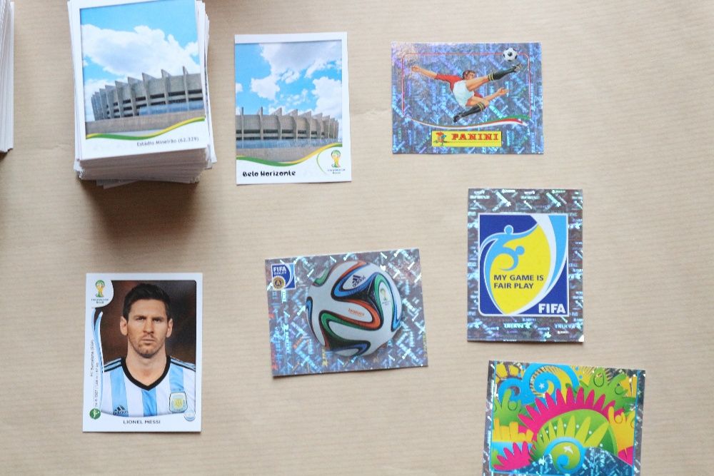 Cromos (292) + Caderneta da colecção FIFA WORLD CUP 2014 BRASIL