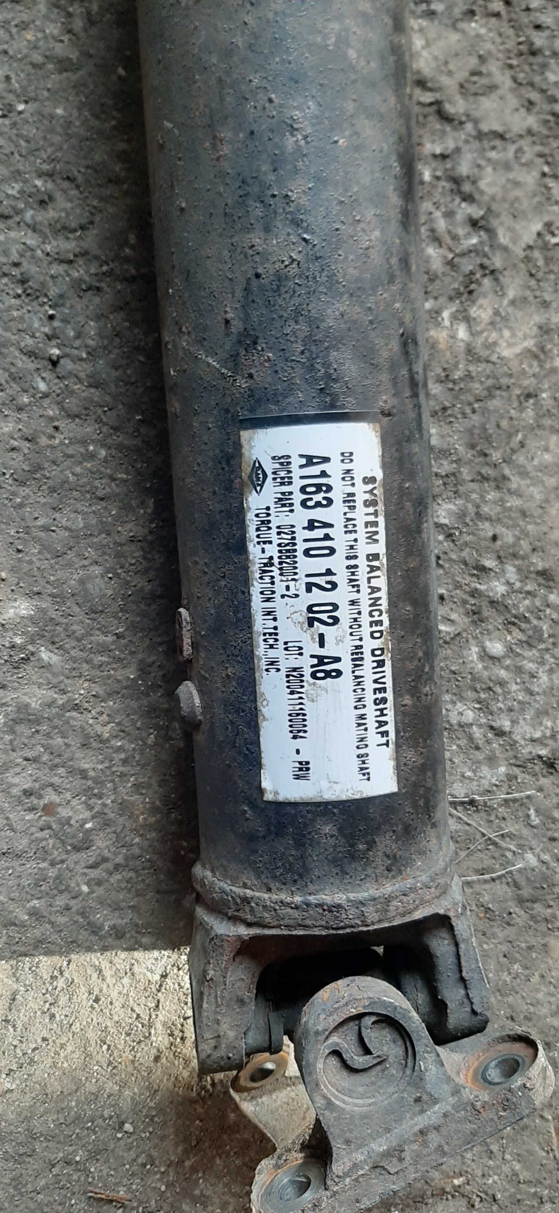 Wal napedowy tylny mercedes ml w163 2.7