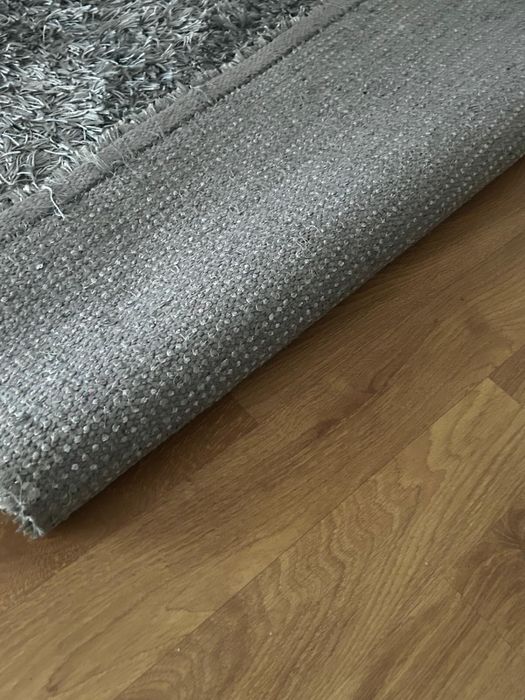 2 tapetes como novos