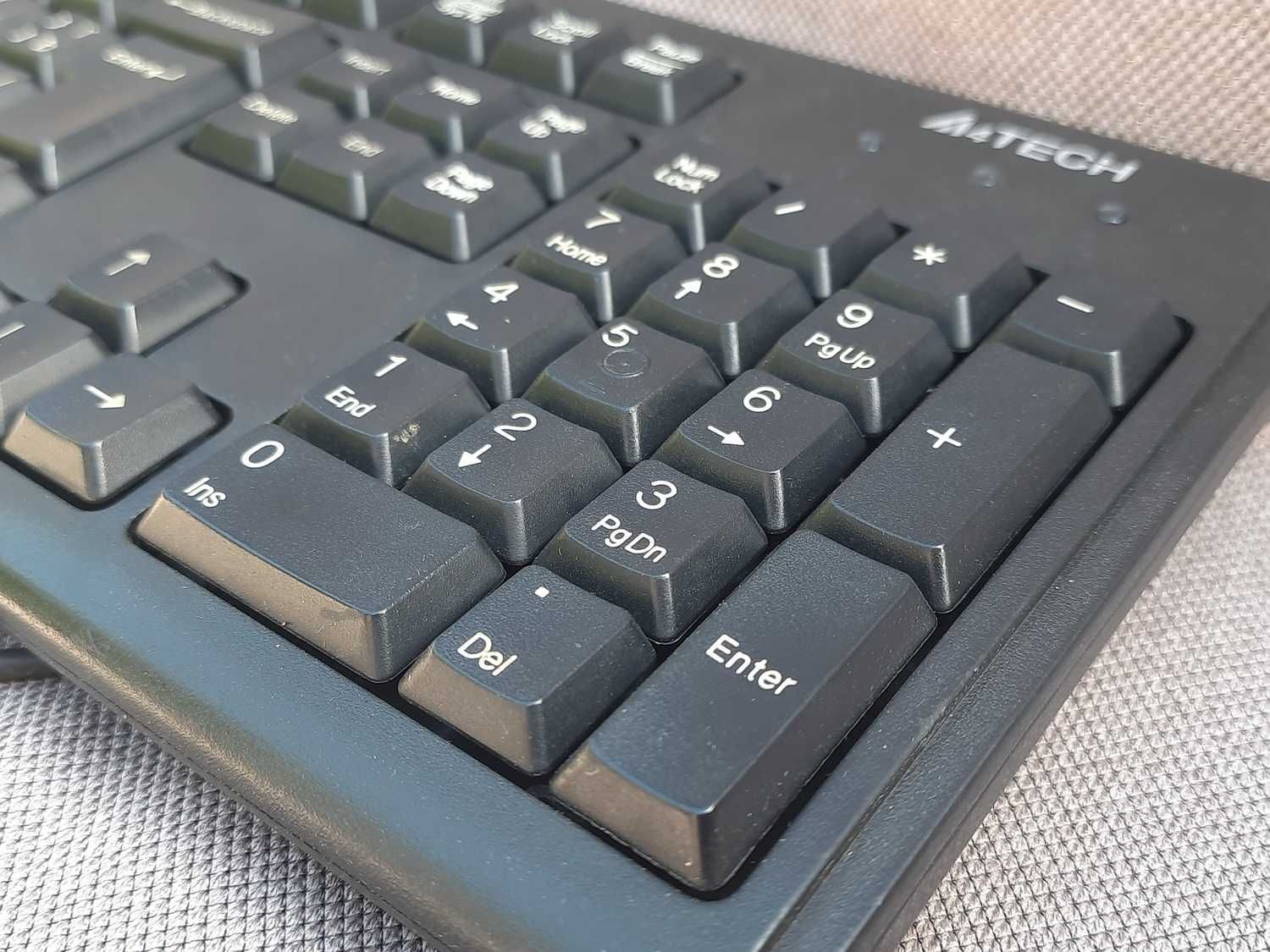Клавиатура A4tech KM-720/PS/2 Black/ /офисная/полно размерная/тихая