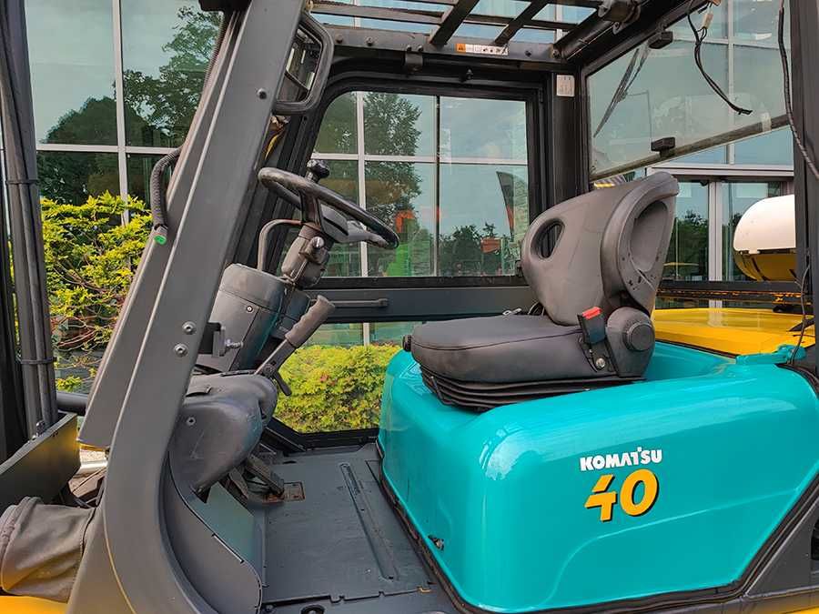 Wózek widłowy Komatsu FG40T-7 LPG duplex 4,5 m 4000kg KABINA