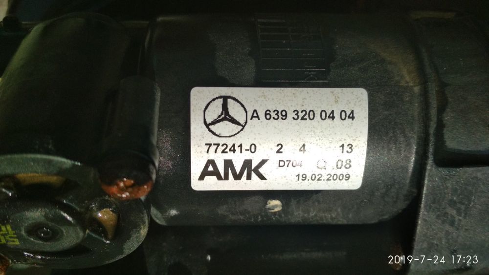 Пневмопідвіска з компресором  підкачки Мерседес (Mercedes) W639  Viano