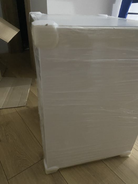 Nowa Szafka lazienkowa z koszem cargo !! Polecam !