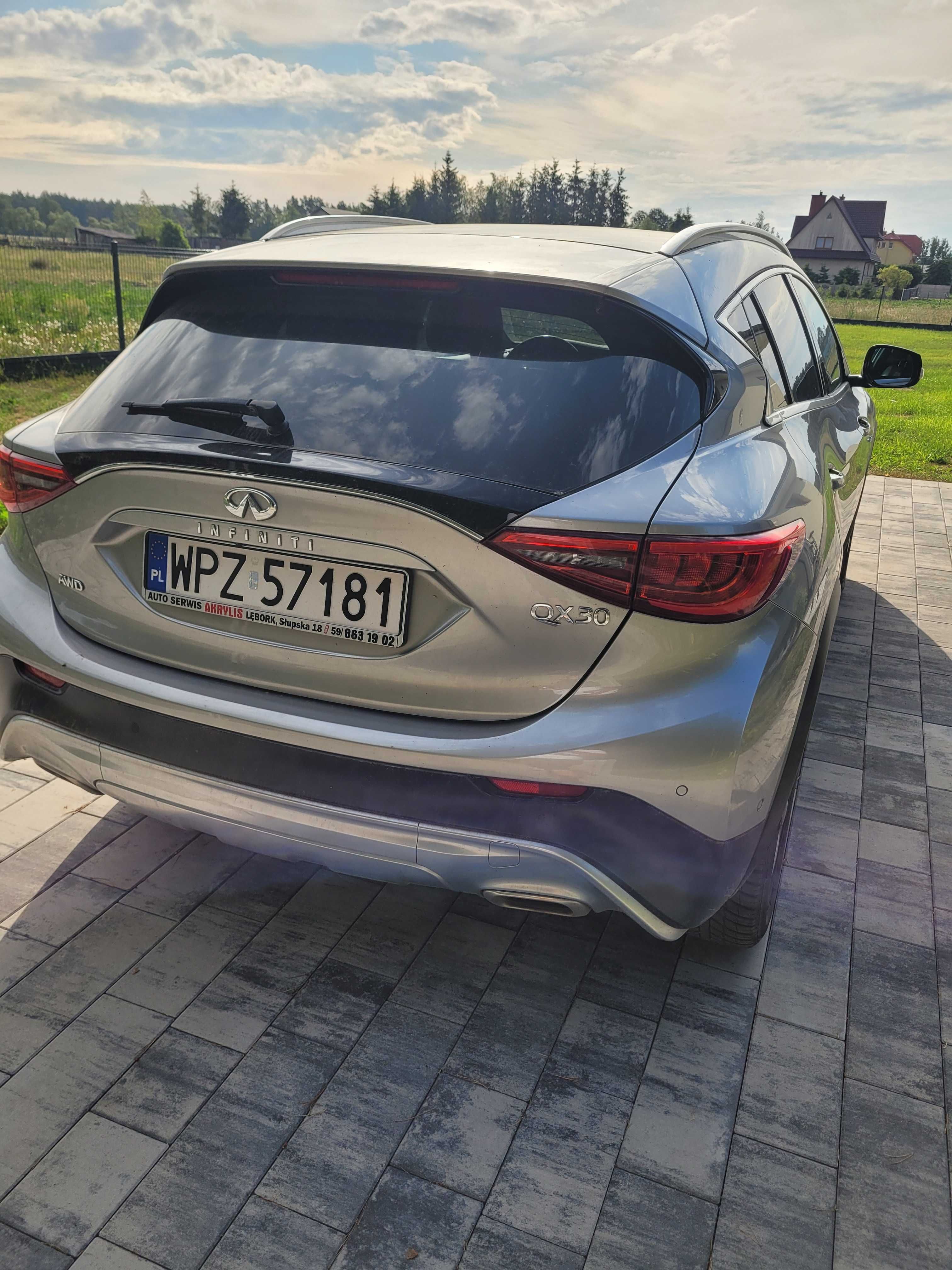 Infiniti qx30, polski salon