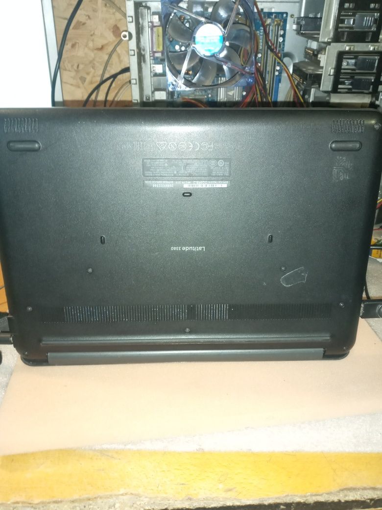 Ноутбук dell latitude 3380 4core 8gb ddr4 240gb ssd