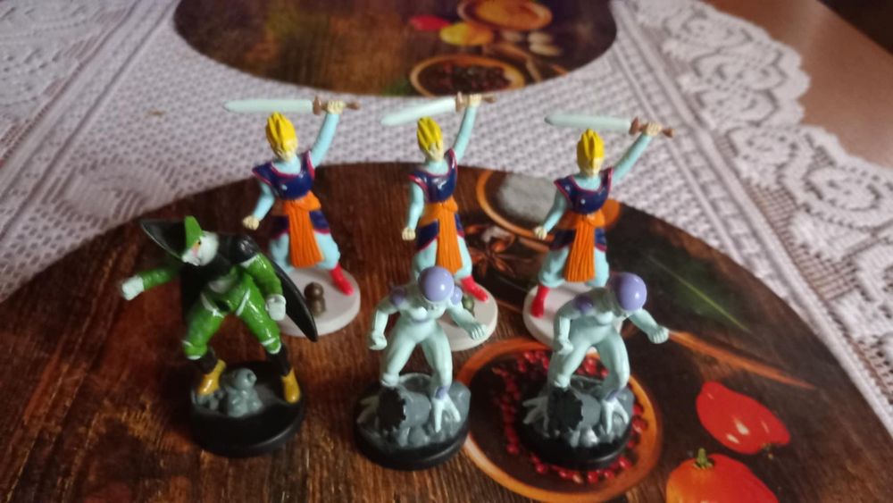 Pionki figury szachy Dragon Ball deagostini