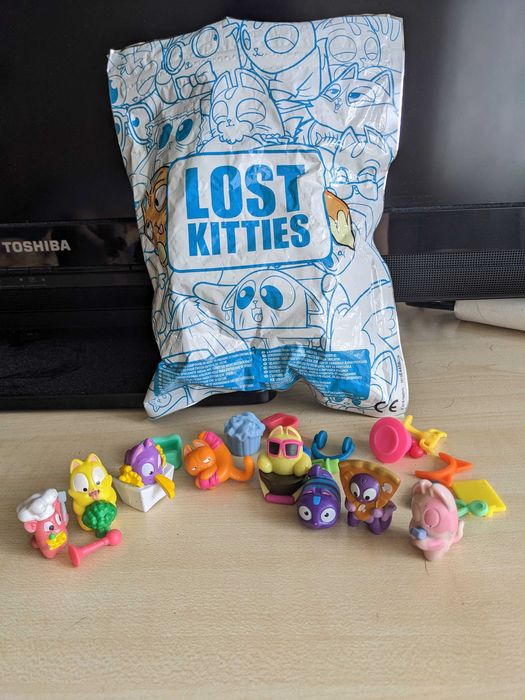 Іграшки дитячі, для ляльки, аптечка, магазин щ касою і грошима інші