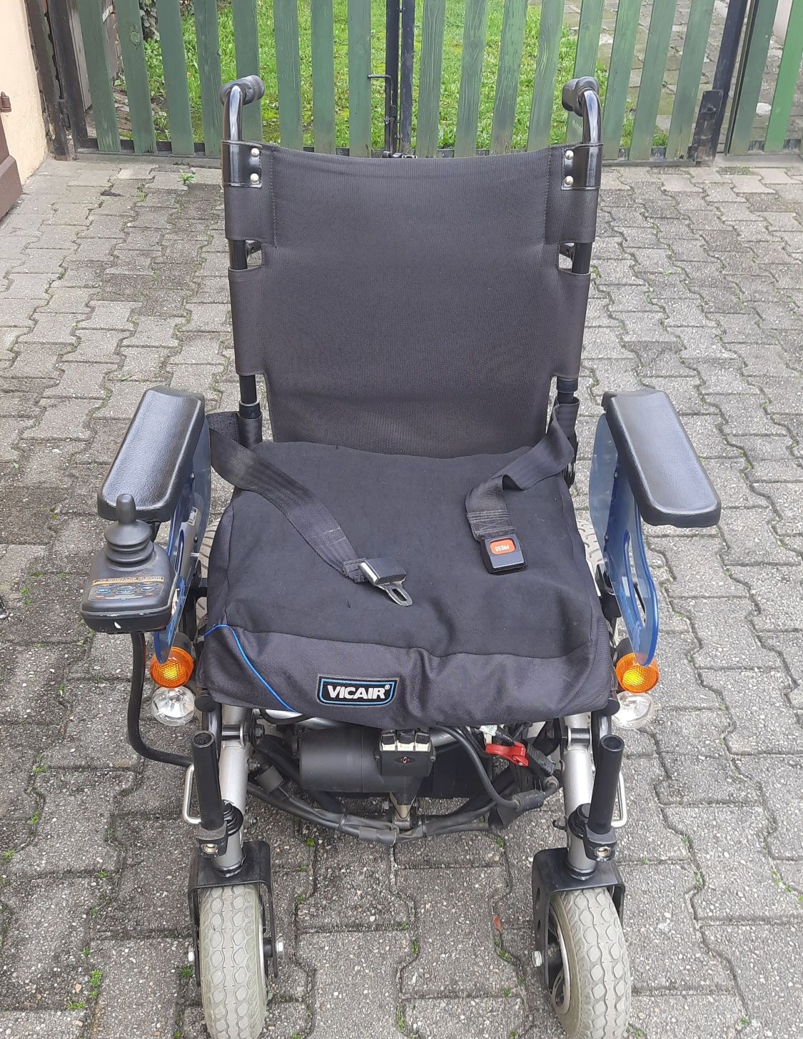Wózek inwalidzki elektryczny. Nowe baterie
