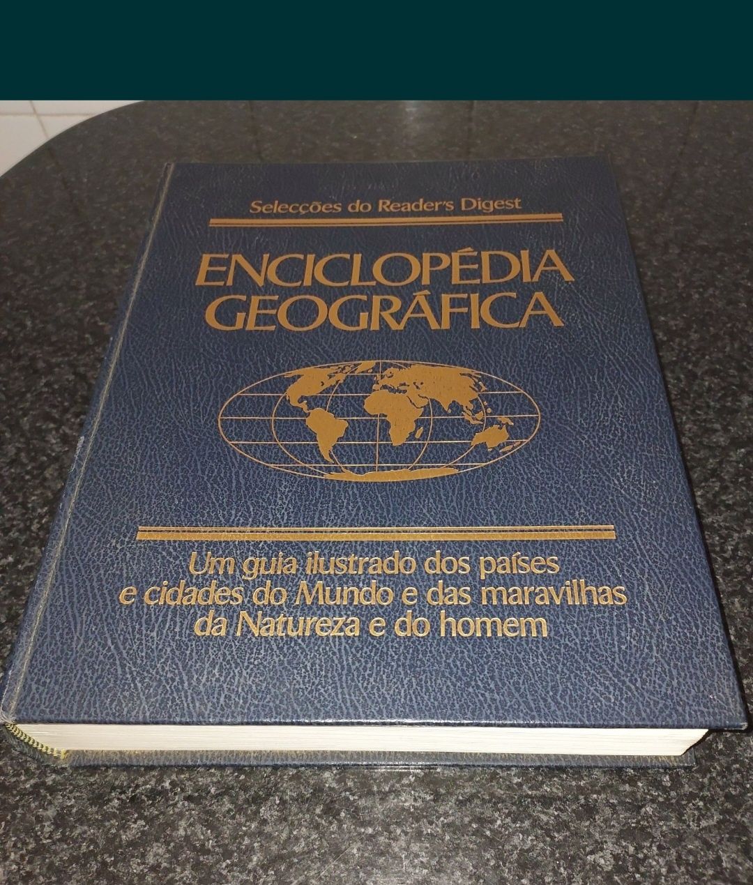 Enciclopédia Geográfica estado impecavél