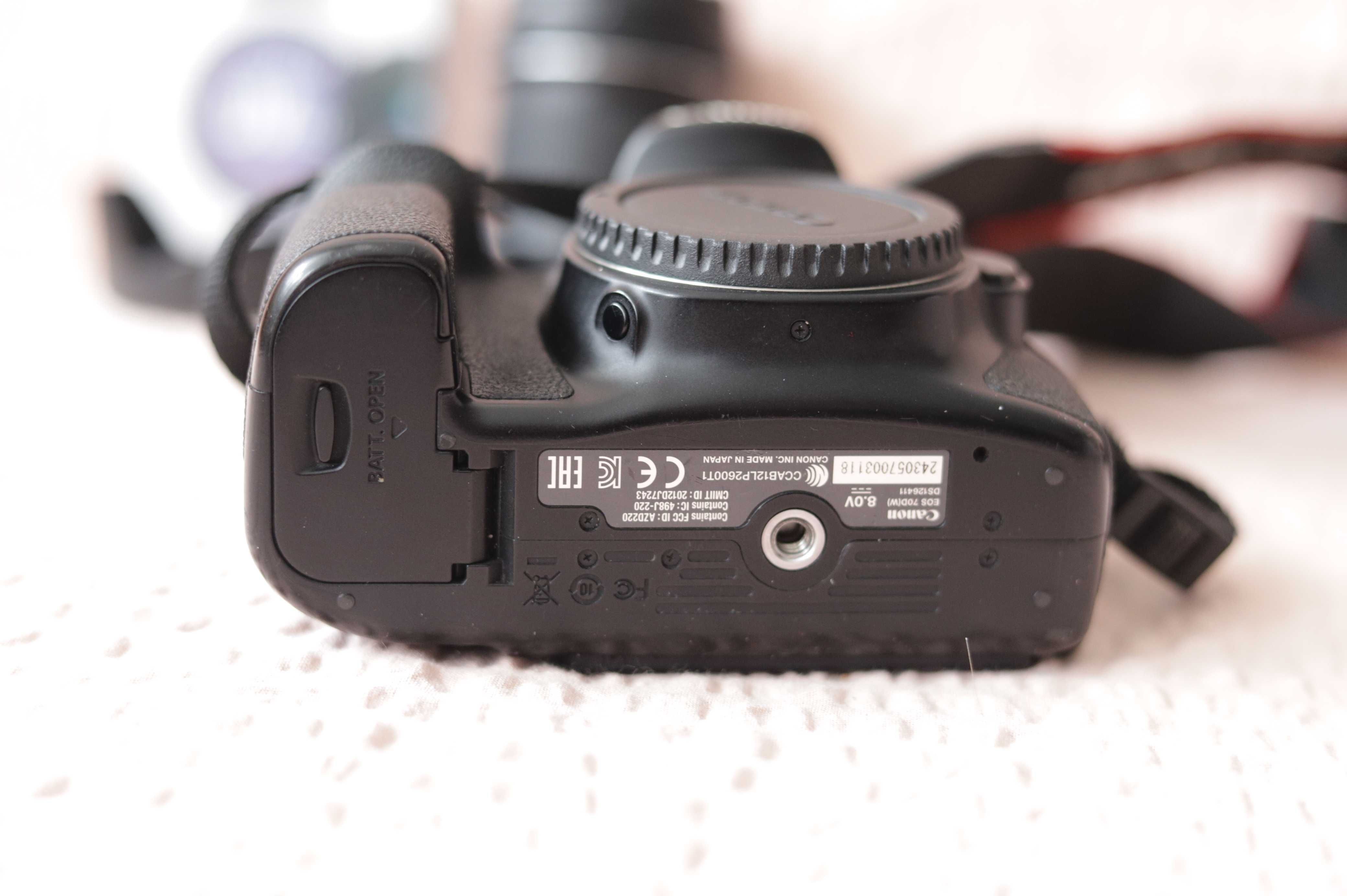 Aparat Canon 70d z obiektywem Canon 10-18 IS STM