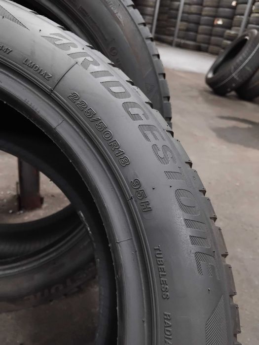 Шини бу 225/50 R18 Bridgestone Blizzak LM001 Ran Flat Комплект