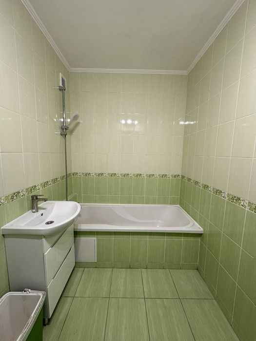 2- кімнатна квартира з ремонтом і лічильником на тепло!