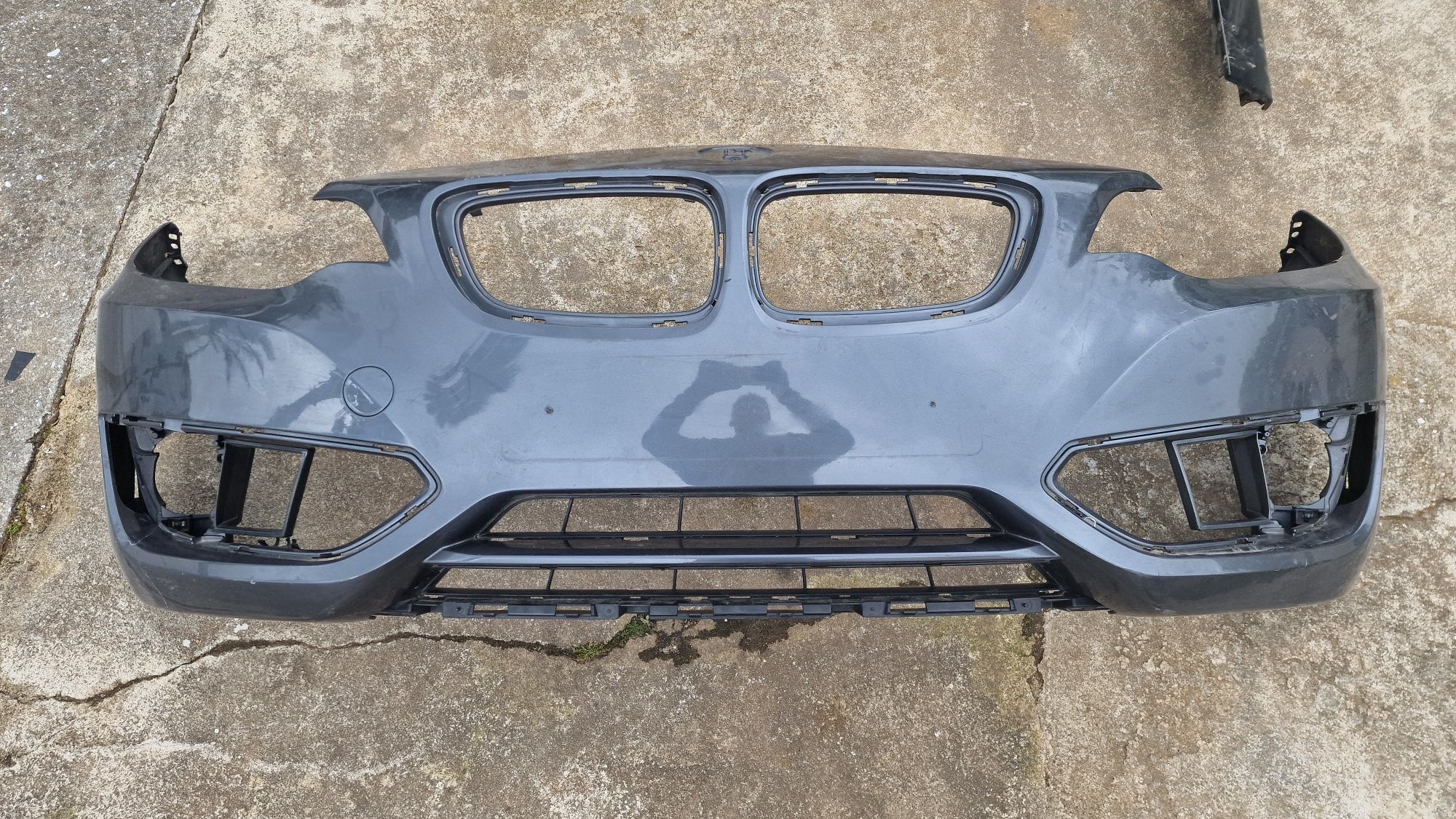 Peças para BMW F21 F22 F23 Série 2 Farol Para-choques e embaladeiras