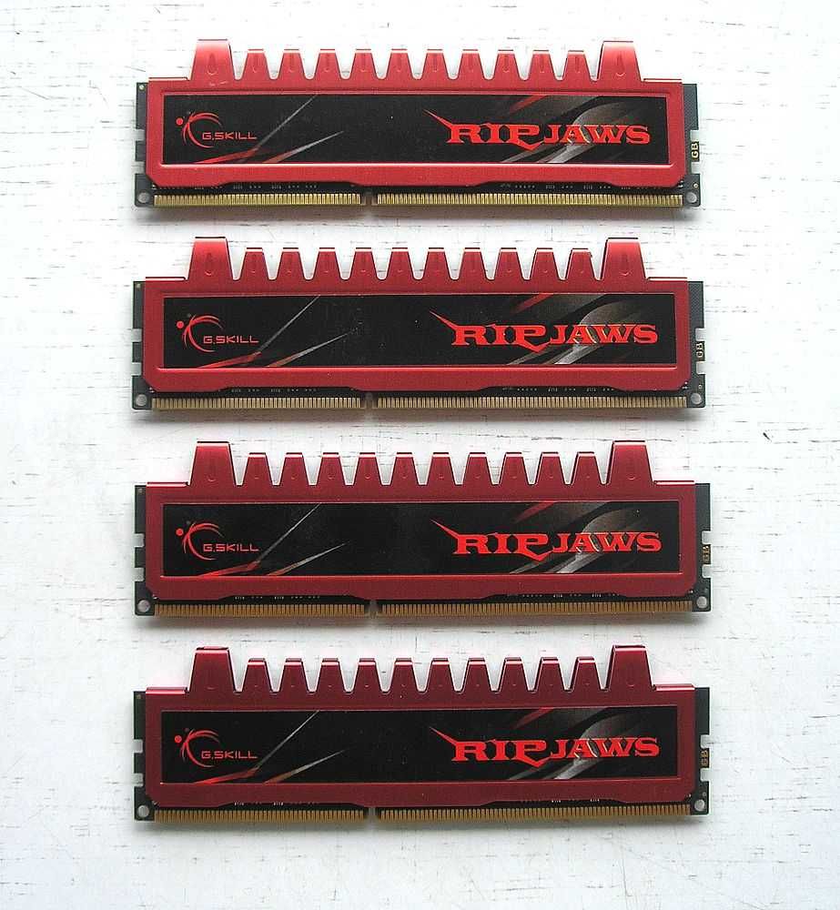 16 ГБ игровой памяти DDR3 фирмы G.SKILL