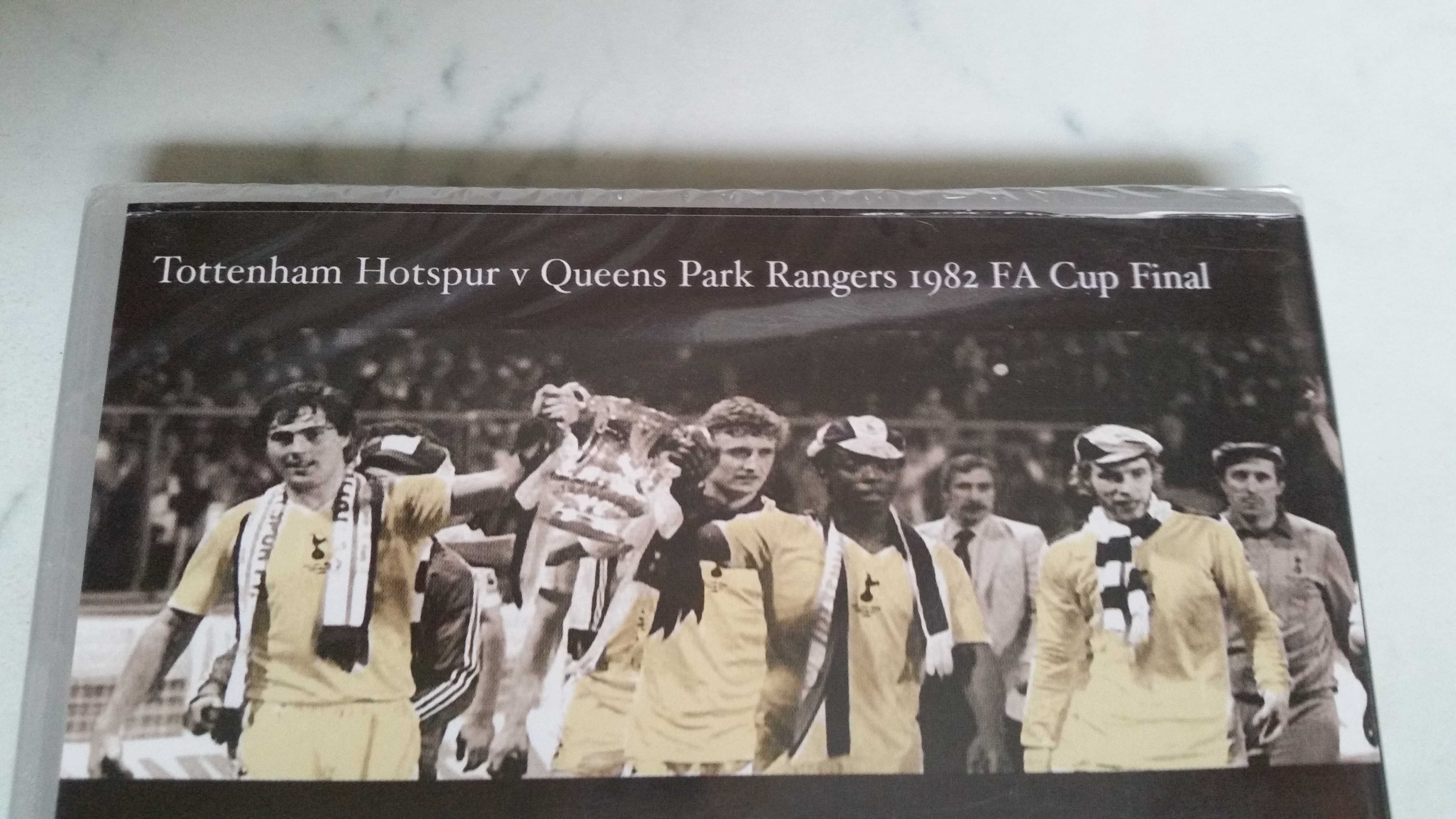 Tottenham Hotspur v Queens Park Rangers '82 FA Cup, dvd video / bonus