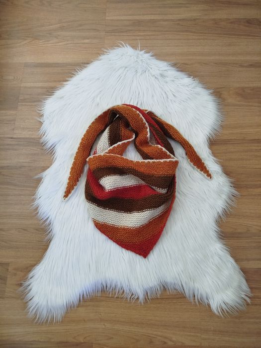 Szydełkowa trójkątna ciepła chusta crochet jesienna jesień grandpacore