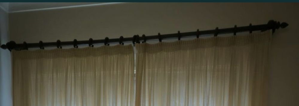 Colcha 190x240. Varão em madeira 1,9m + argolas