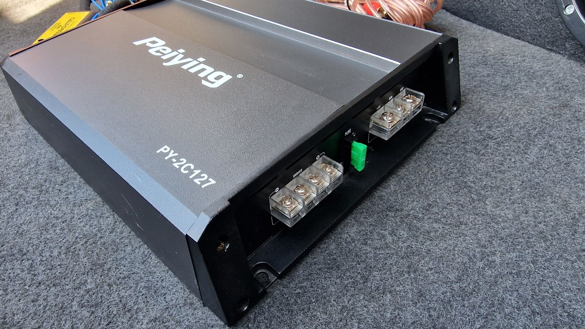 Skrzynia basowa, wzmiacniacz, car audio Lanzar Max