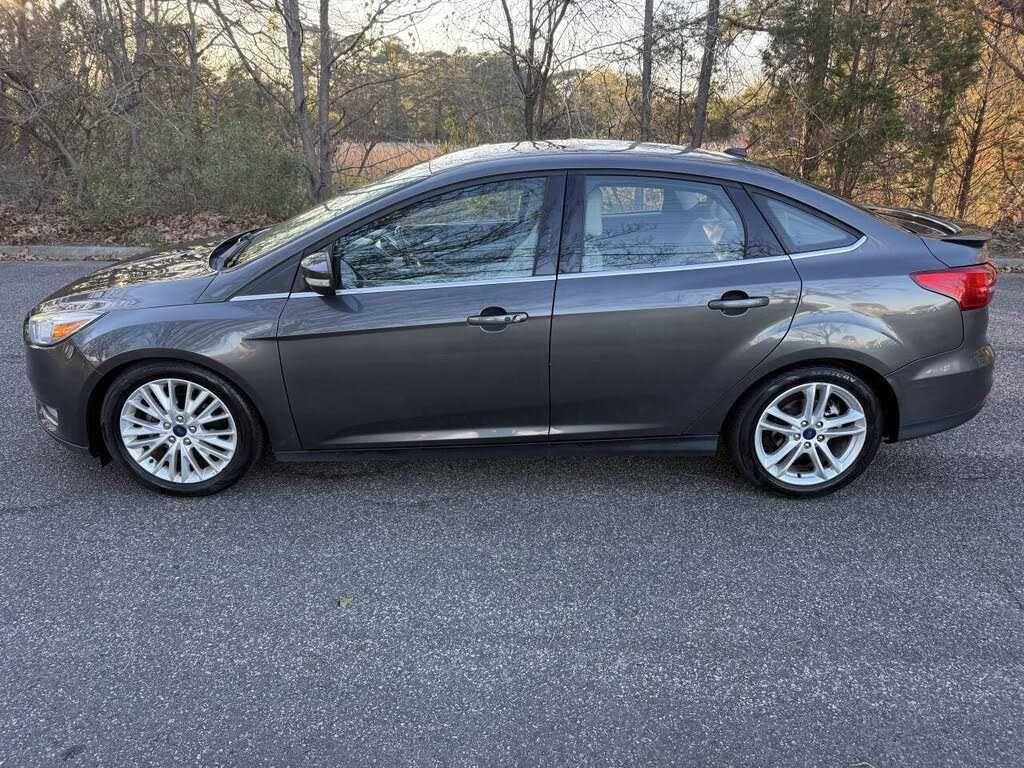 2017 Ford Focus Titanium