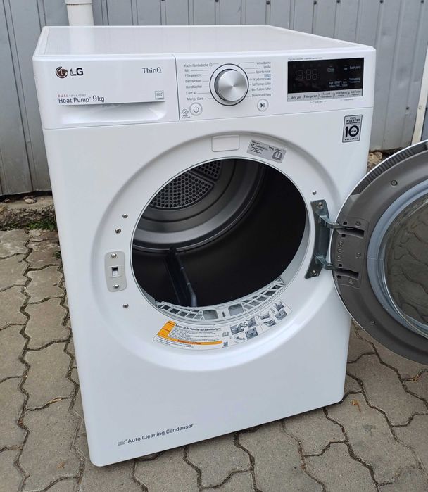 Сушильна машина 9 кг LG Dual Inverter ThinQ Heat Pump RC91V9AV4Q Korea