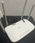 Wi-Fi-роутери TP-LINK , D-Link