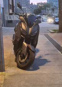 Yamaha Xmax300 pack desportivo