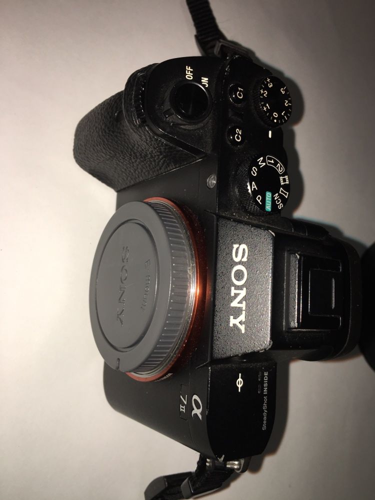 Sony a7m2 обєктив sony zeiss 24-70 f4