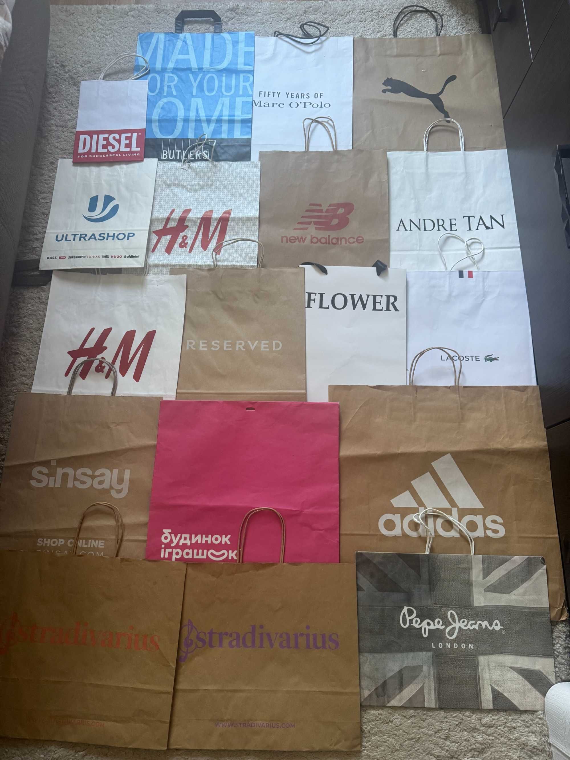 Брендовые пакеты Armani Massimo Zara Boss Adidas Puma Chicco Lacosta