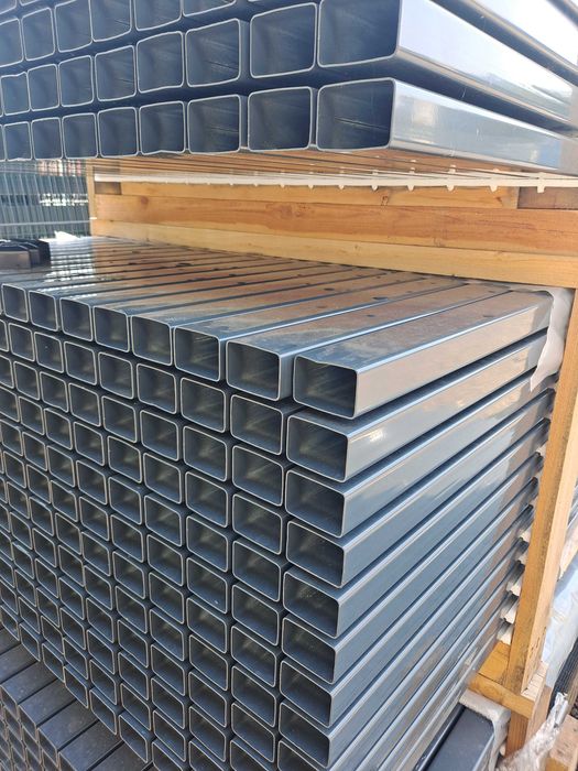 Słupek ogrodzeniowy 60x40x1,5 h-200