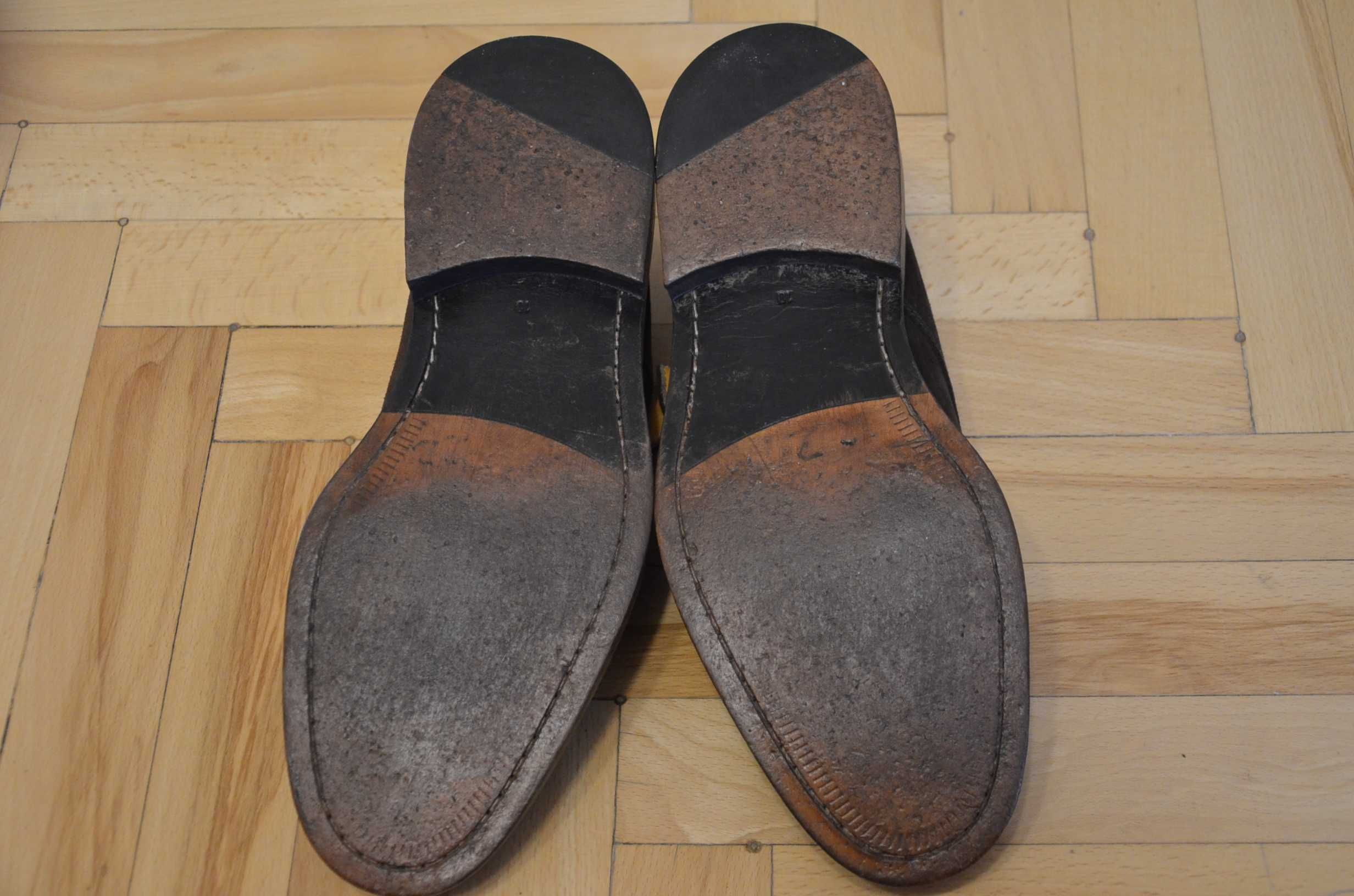Buty monki John White 44 wkł.29 skóra zamszowa superstan single monk